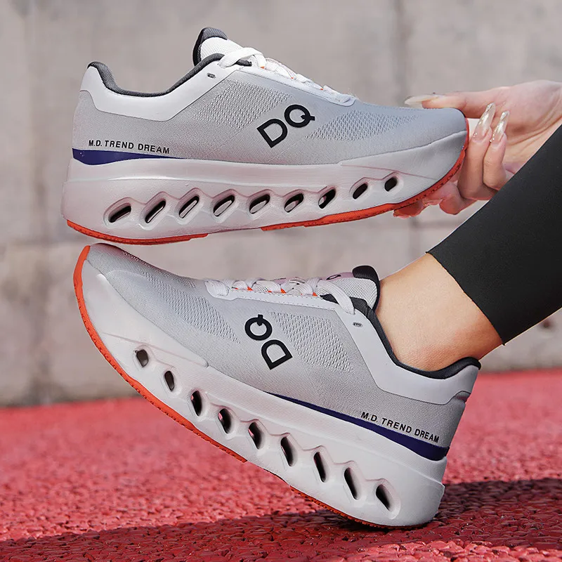 男性女性快適な靴ユニセックス通気性メッシュ超軽量屋外ランニン - Running Gear Ladies のレビューと価格